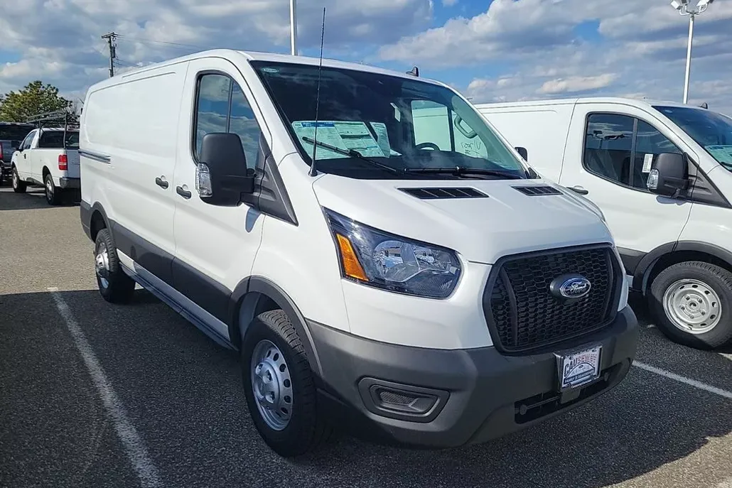 2025 Ford Transit Cargo Van photo 1