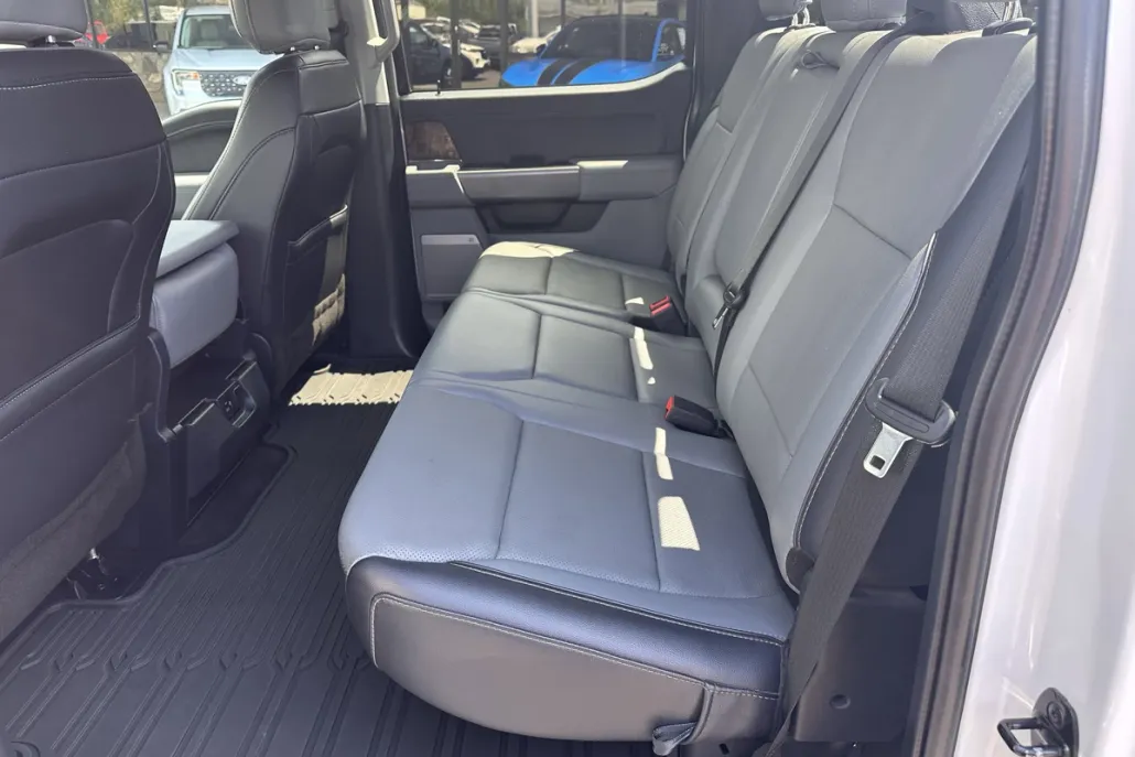 2021 Ford F-150 Lariat photo 1
