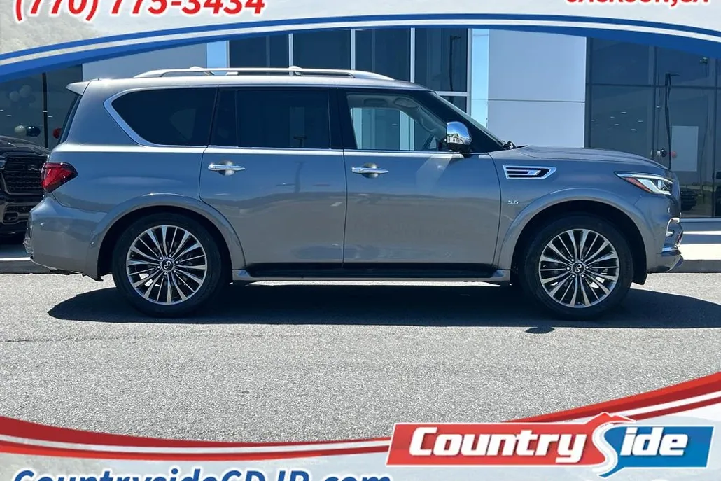 2019 Infiniti QX80 Luxe photo 1