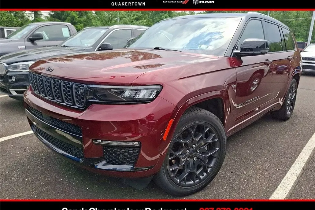 2023 Jeep Grand Cherokee L Summit photo 1