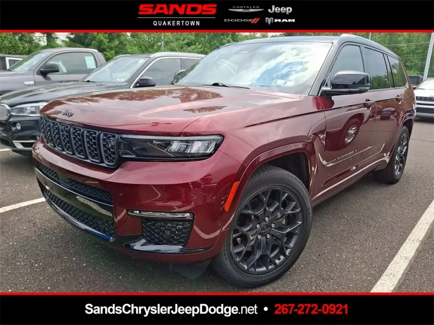 2023 Jeep Grand Cherokee L Summit photo 1