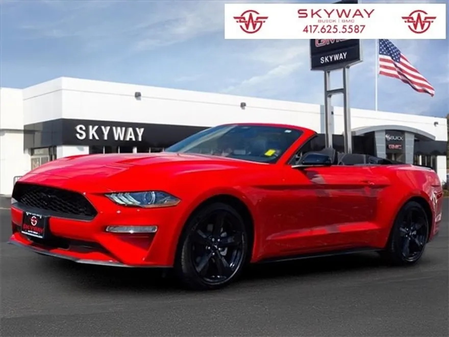 2023 Ford Mustang EcoBoost photo 1
