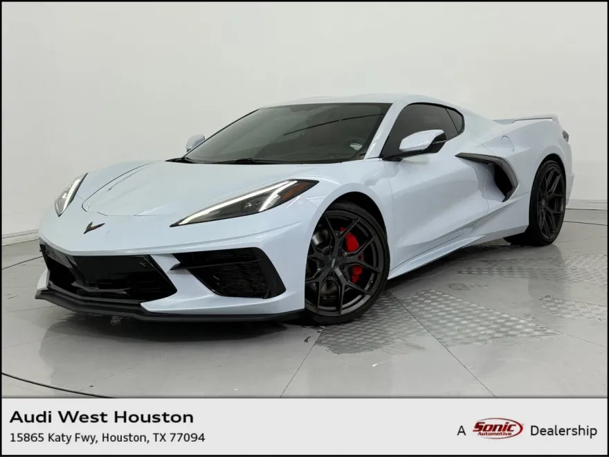 2023 Chevrolet Corvette 2LT photo 1