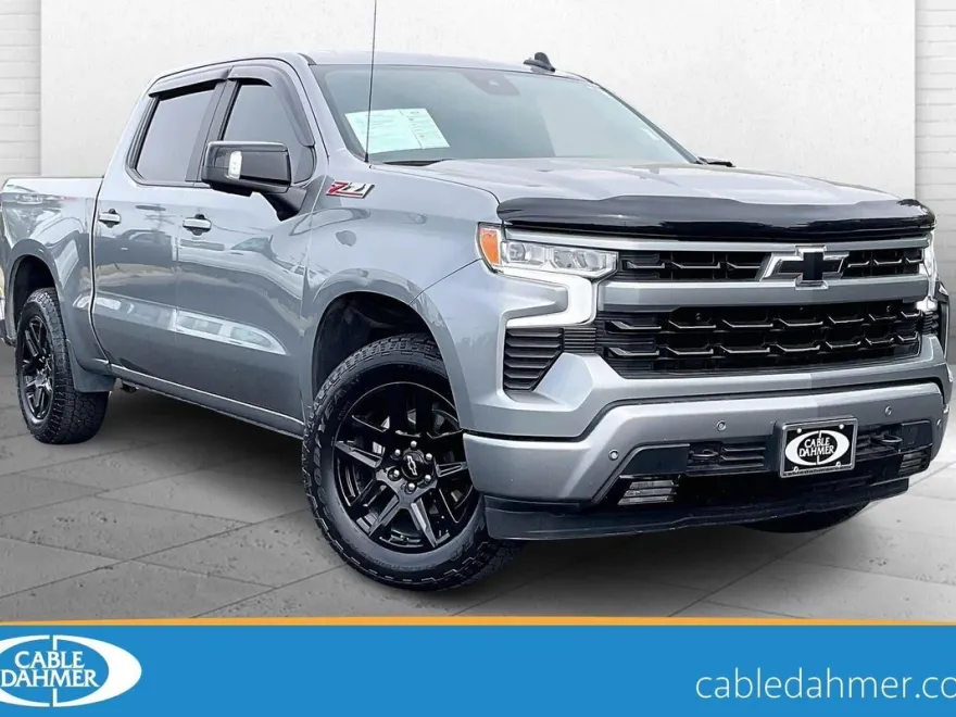 2024 Chevrolet Silverado 1500 RST photo 1