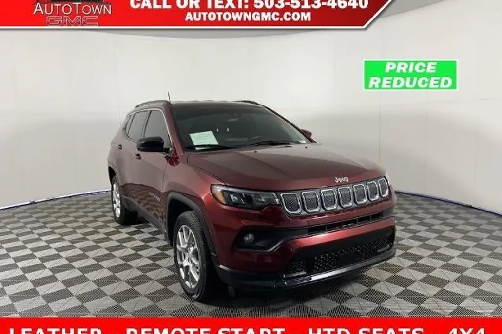 2022 Jeep Compass Latitude Lux photo 1