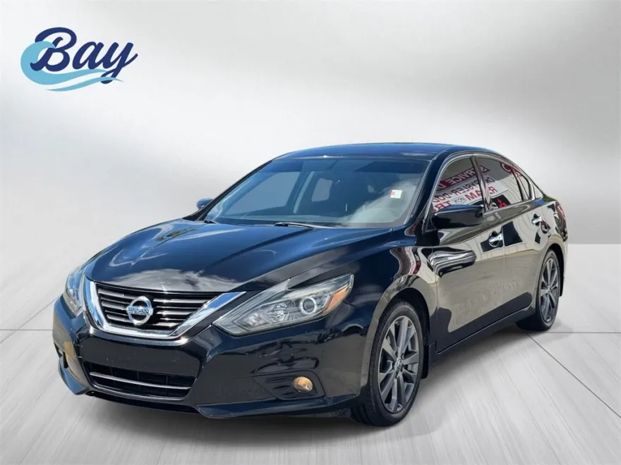 2018 Nissan Altima 2.5 SR photo 1