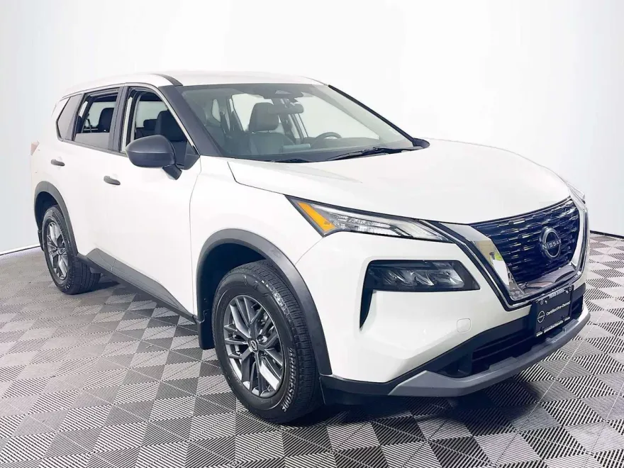 2023 Nissan Rogue S photo 1