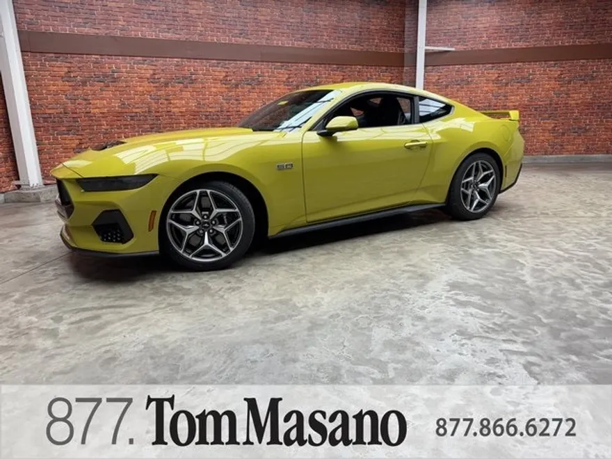 2025 Ford Mustang GT Premium photo 1