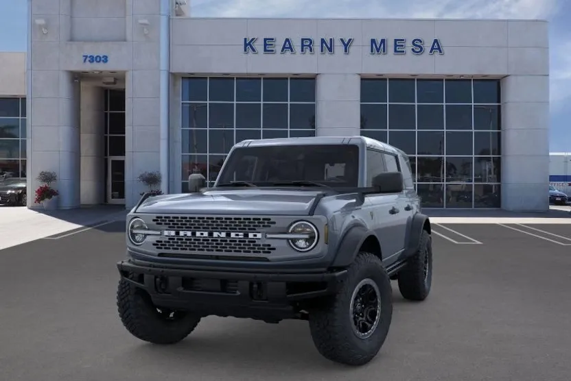 2025 Ford Bronco Badlands photo 1
