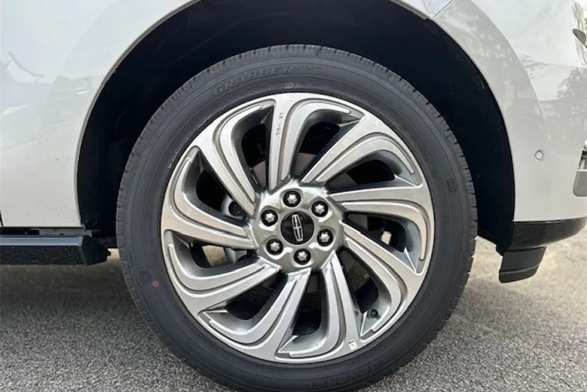 2024 Lincoln Navigator L Reserve photo 1