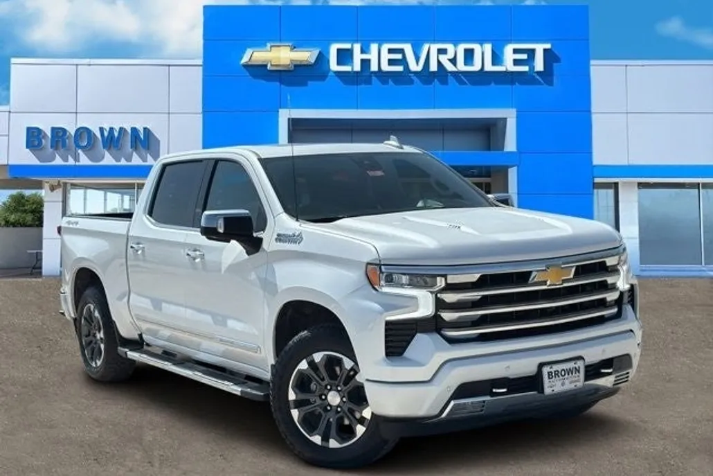 2025 Chevrolet Silverado 1500 High Country photo 1