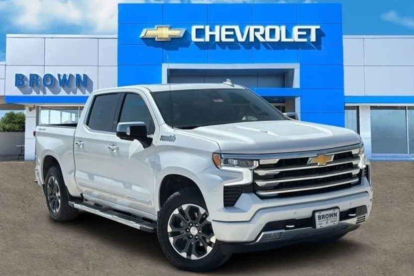 2025 Chevrolet Silverado 1500 High Country photo 1