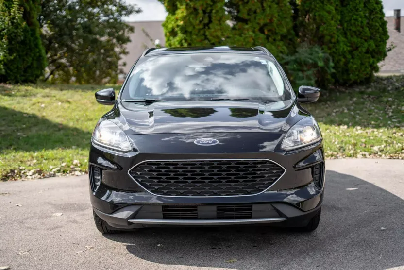2021 Ford Escape SE photo 1