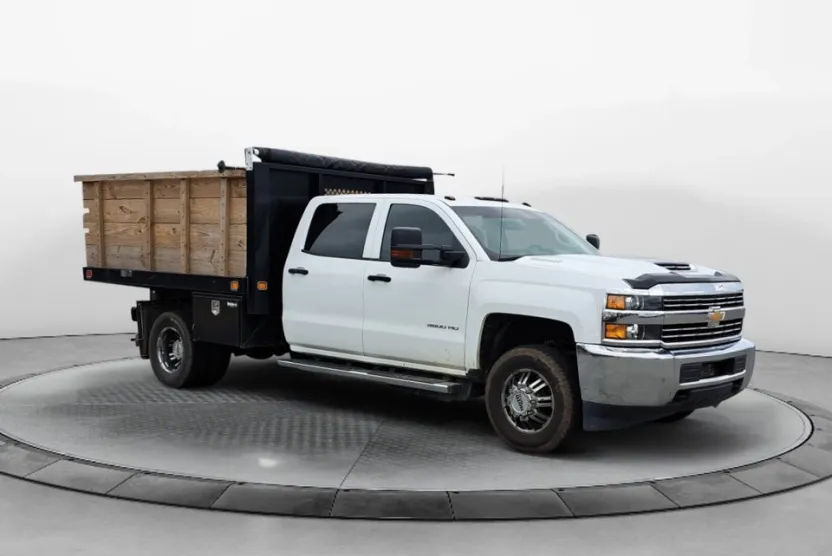 2017 Chevrolet Silverado 3500HD Work Truck photo 1