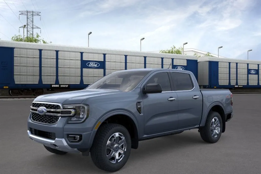 2025 Ford Ranger XLT photo 1