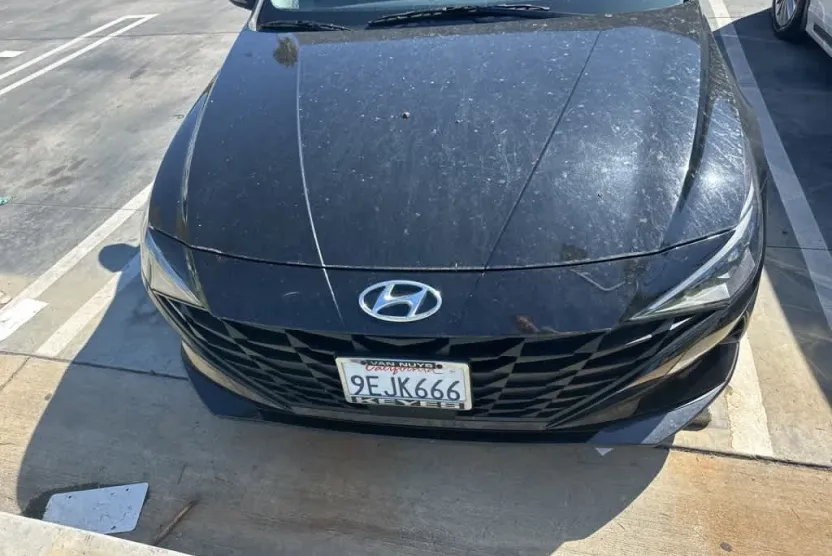 2023 Hyundai Elantra SEL photo 1
