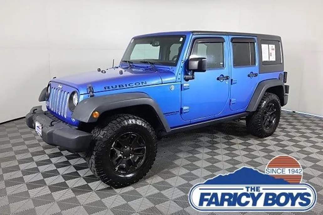 2015 Jeep Wrangler Unlimited Rubicon photo 1