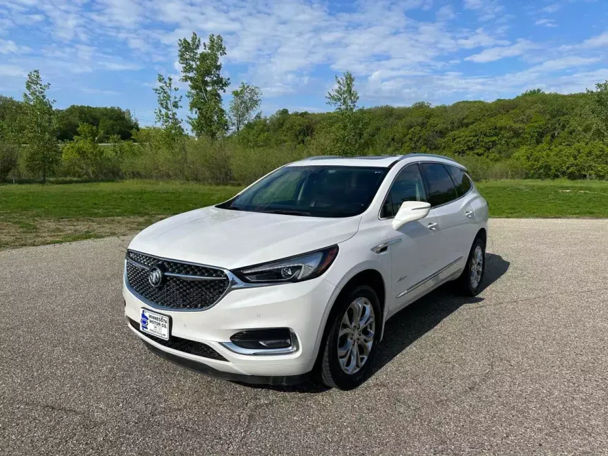 2020 Buick Enclave Avenir photo 1