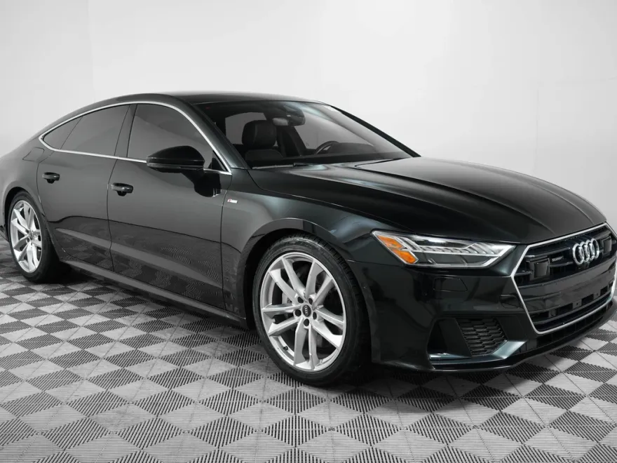 2022 Audi A7 55 Prestige photo 1