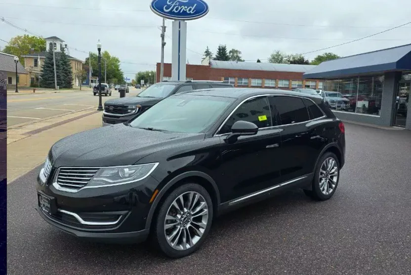 2016 Lincoln MKX Reserve photo 1