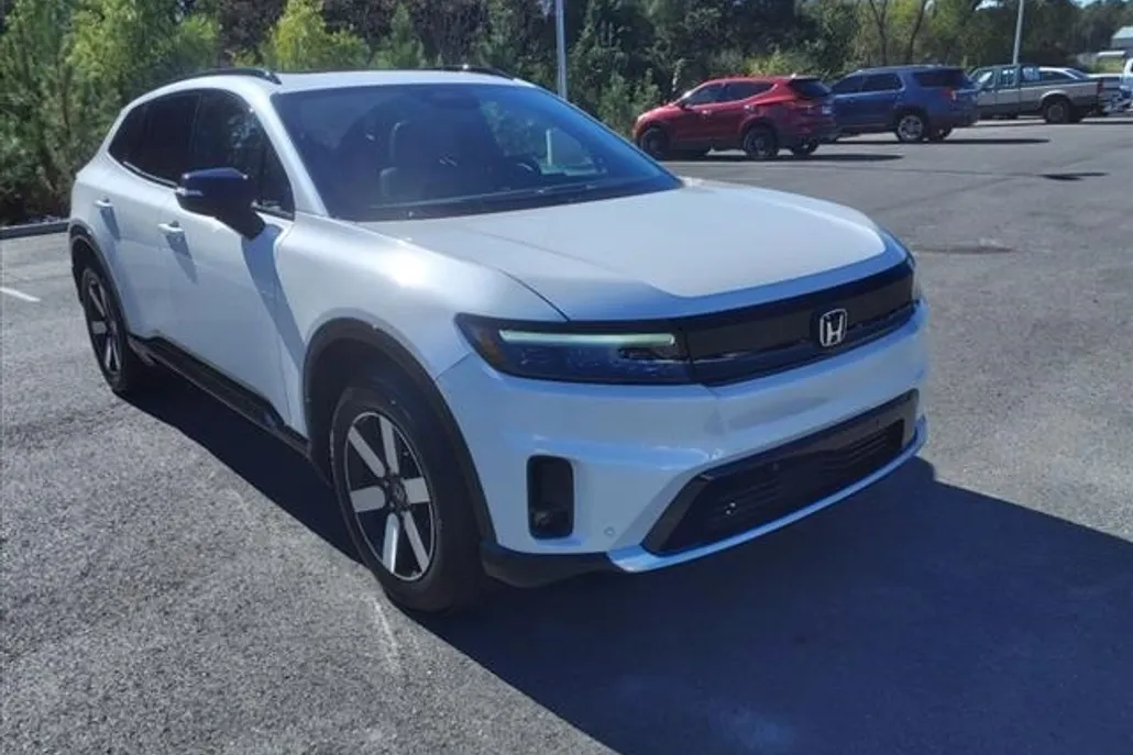 2024 Honda Prologue Touring photo 1