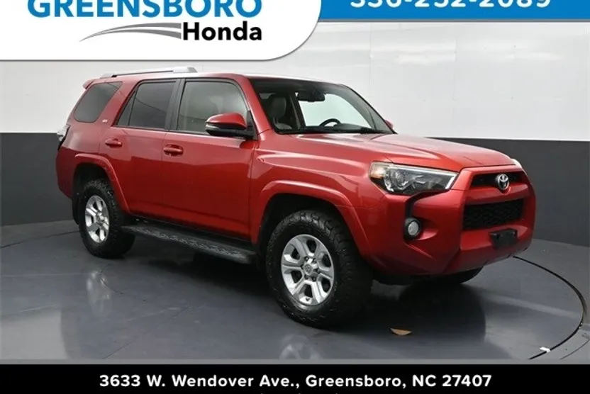2014 Toyota 4Runner SR5 photo 1