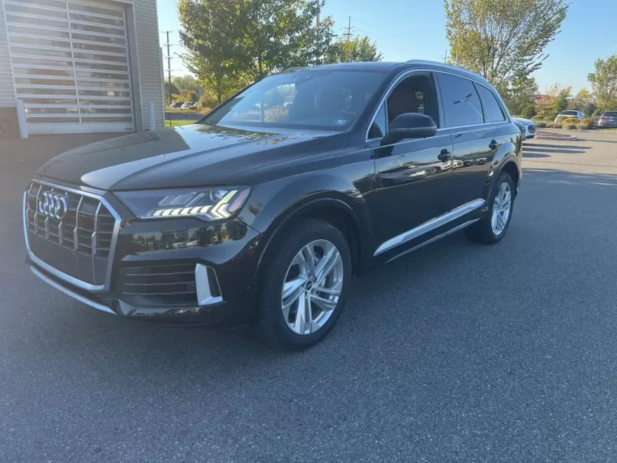 2022 Audi Q7 55 Premium Plus photo 1