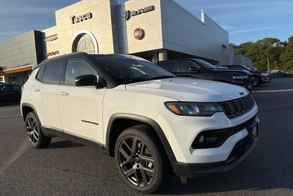 2026 Jeep Compass Limited photo 1