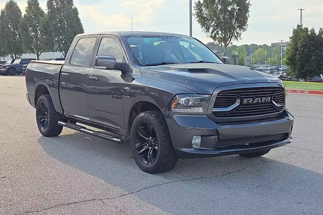 2018 Ram 1500 Sport photo 1