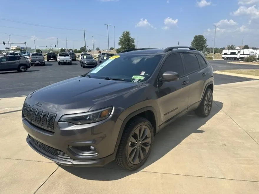 2021 Jeep Cherokee 80th Anniversary Edition photo 1