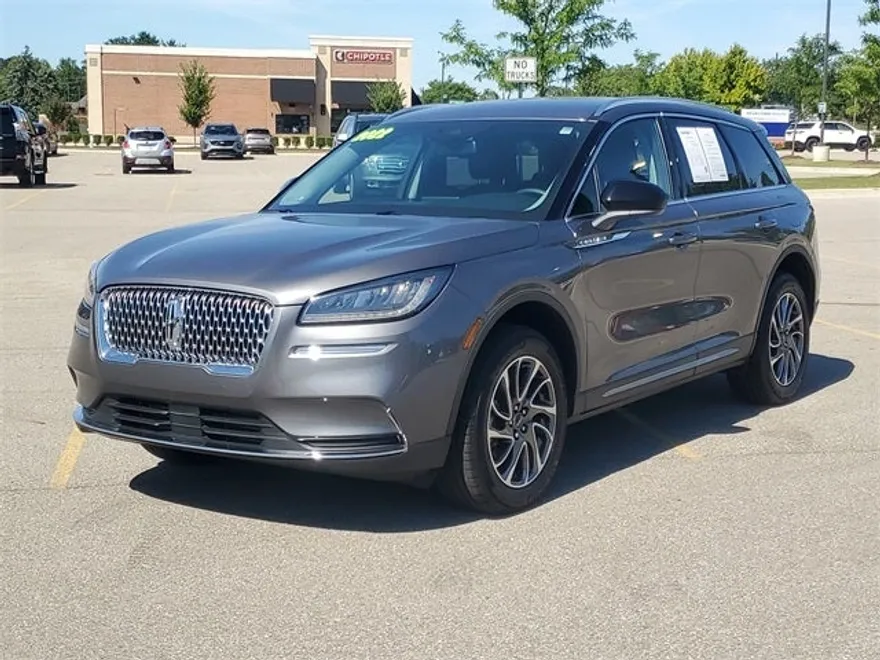 2022 Lincoln Corsair Standard photo 1