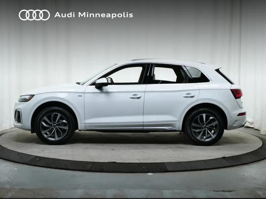 2022 Audi Q5 45 S line Premium photo 3