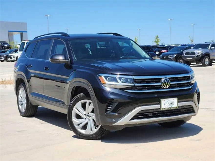 2023 Volkswagen Atlas SE Technology photo 1
