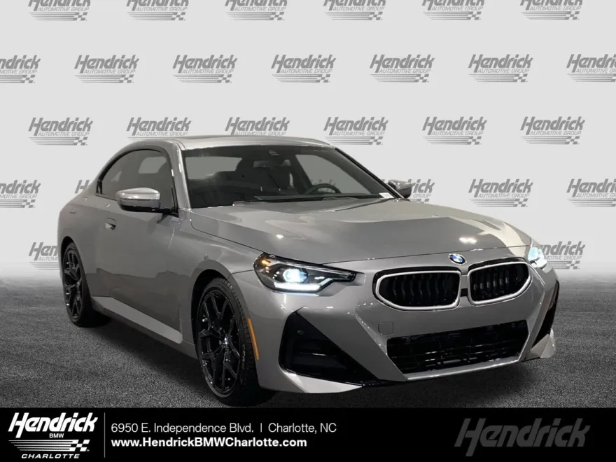 2025 Bmw 230i photo 1