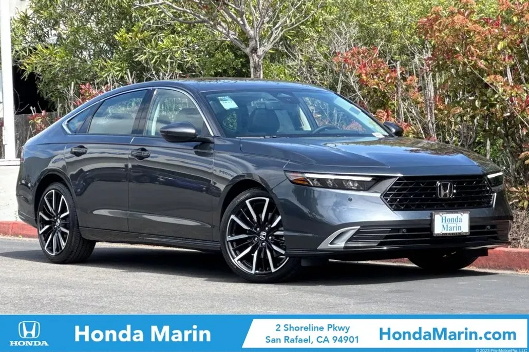 2025 Honda Accord Hybrid Touring photo 1