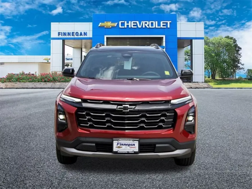 2026 Chevrolet Equinox LT photo 1
