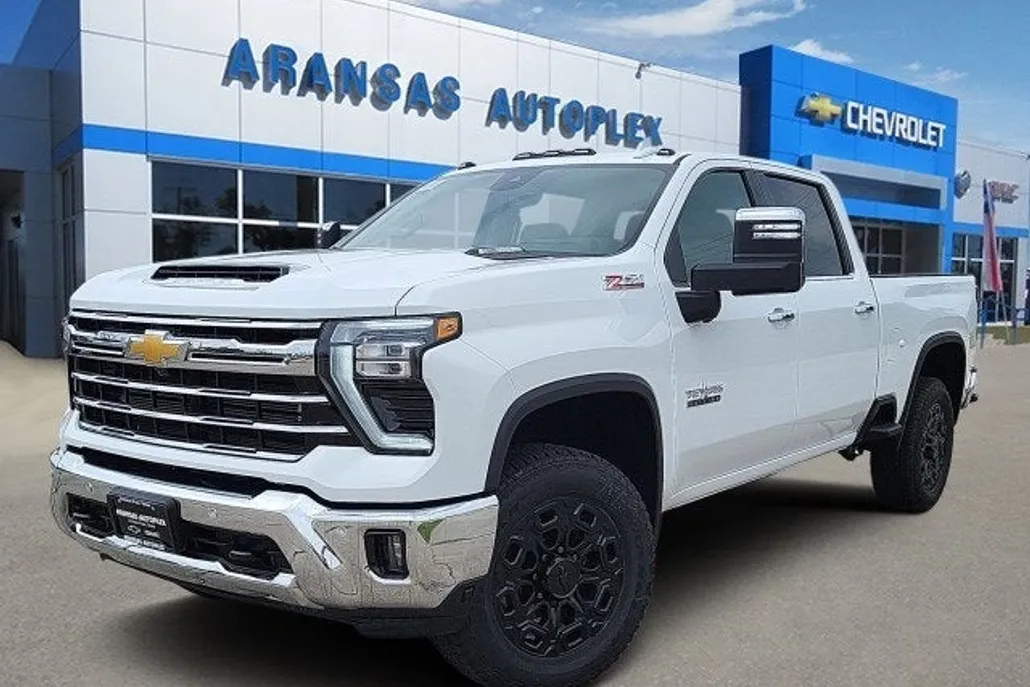 2025 Chevrolet Silverado 2500HD LTZ photo 1