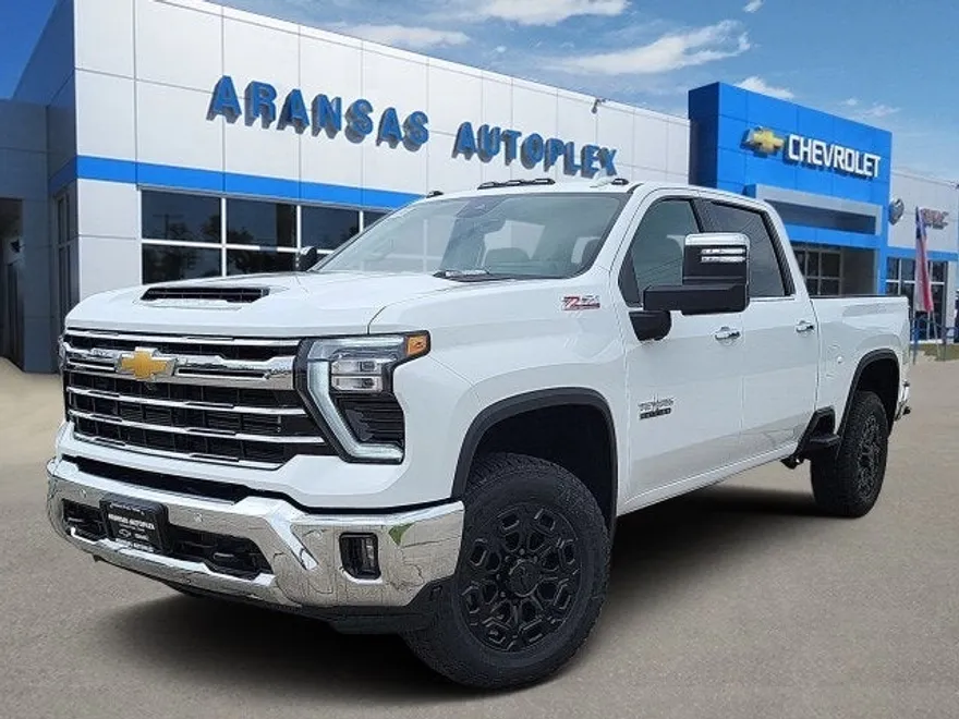 2025 Chevrolet Silverado 2500HD LTZ photo 1