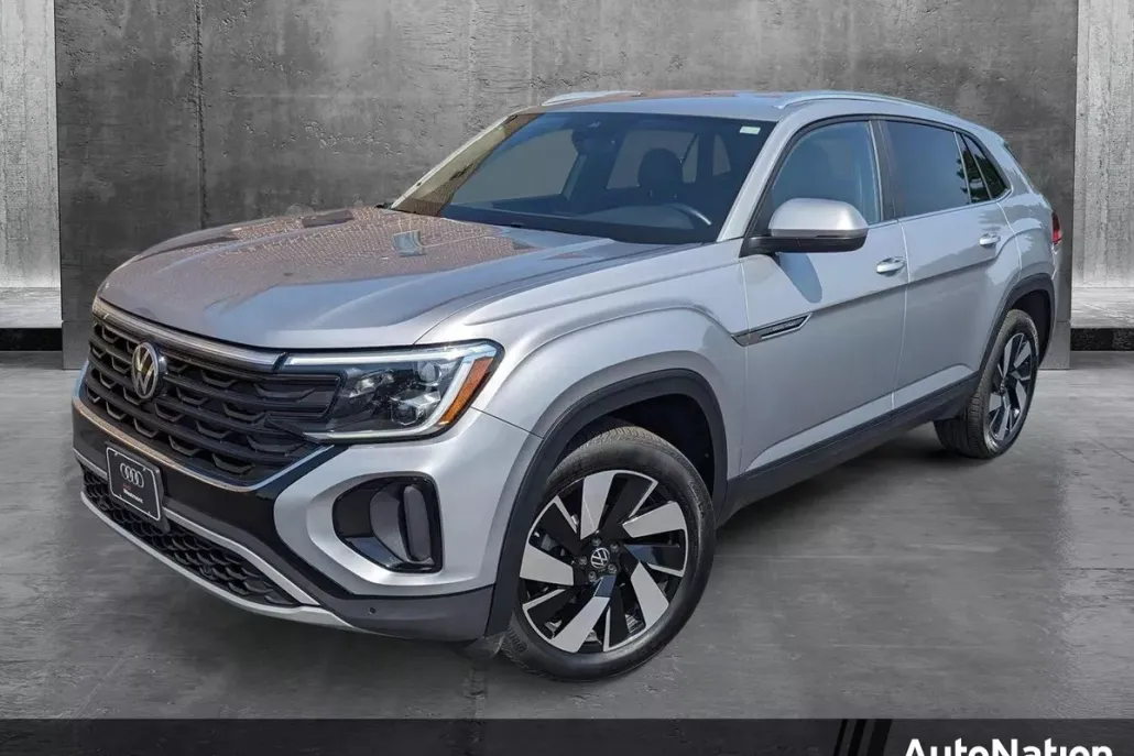 2024 Volkswagen Atlas Cross Sport SE Technology photo 1