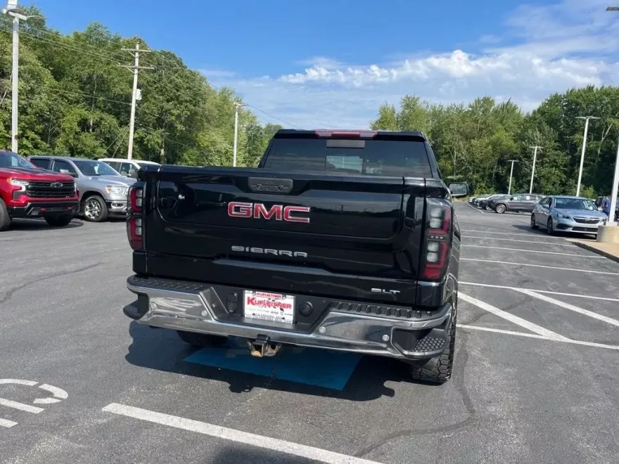 2019 Gmc Sierra 1500 SLT photo 1