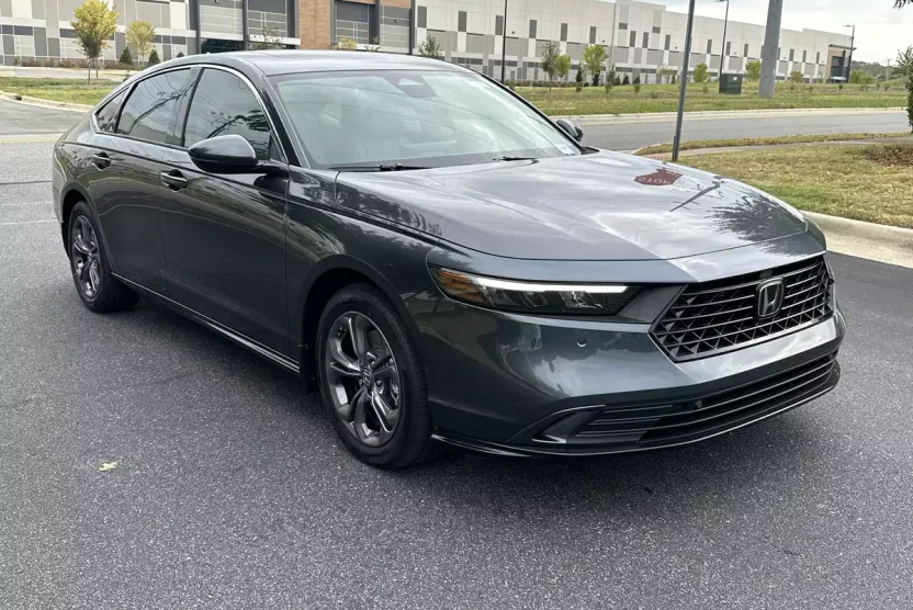 2025 Honda Accord Hybrid photo 1