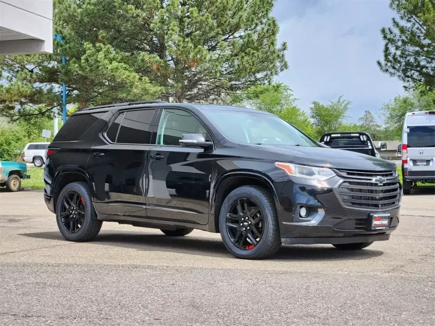 2020 Chevrolet Traverse Premier photo 1