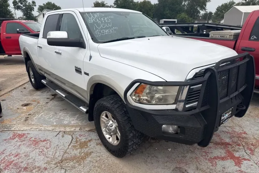 2011 Ram 2500 Laramie photo 1