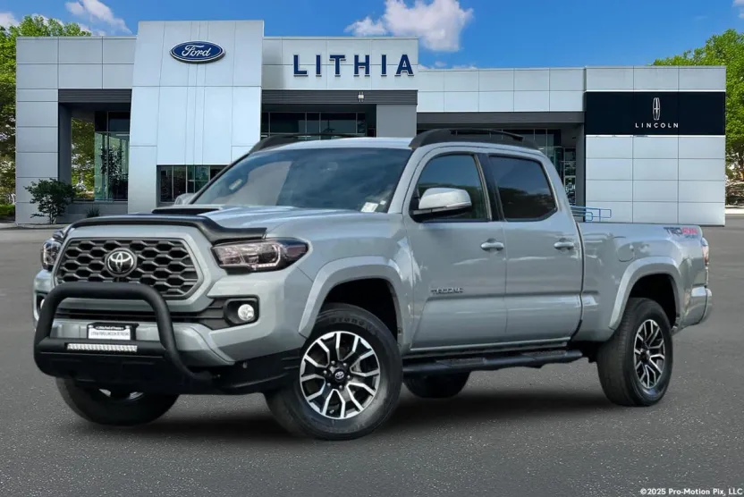 2021 Toyota Tacoma SR5 photo 1