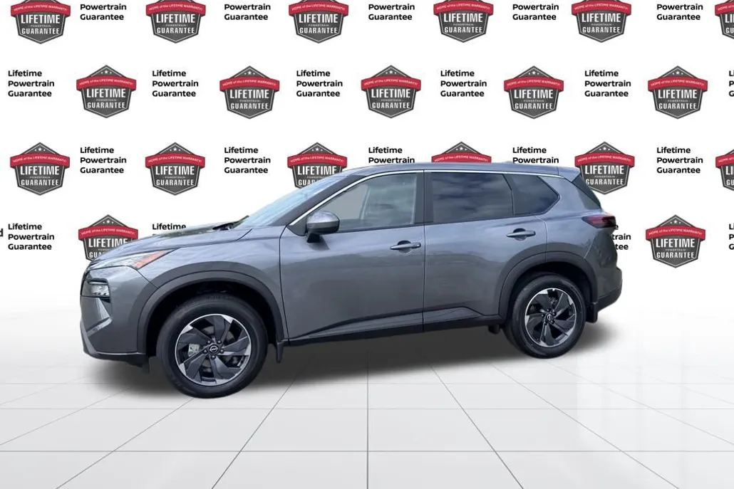 2026 Nissan Rogue SV photo 1