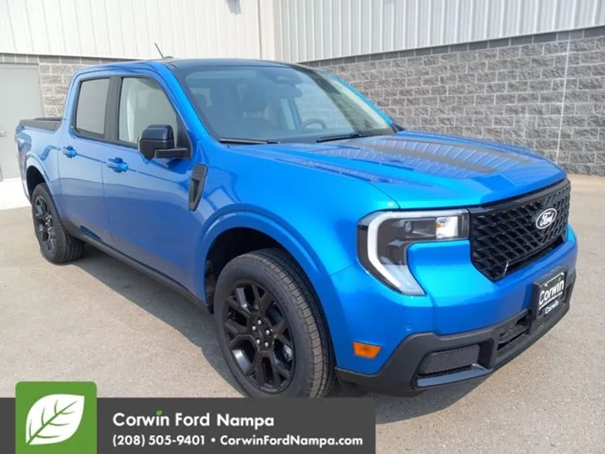 2025 Ford Maverick Lariat photo 1