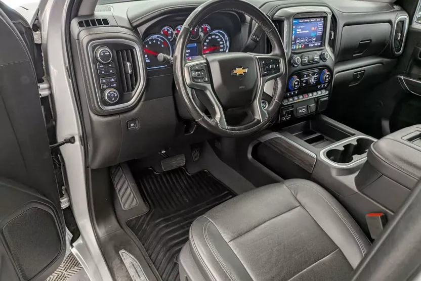2021 Chevrolet Silverado 1500 LTZ photo 1