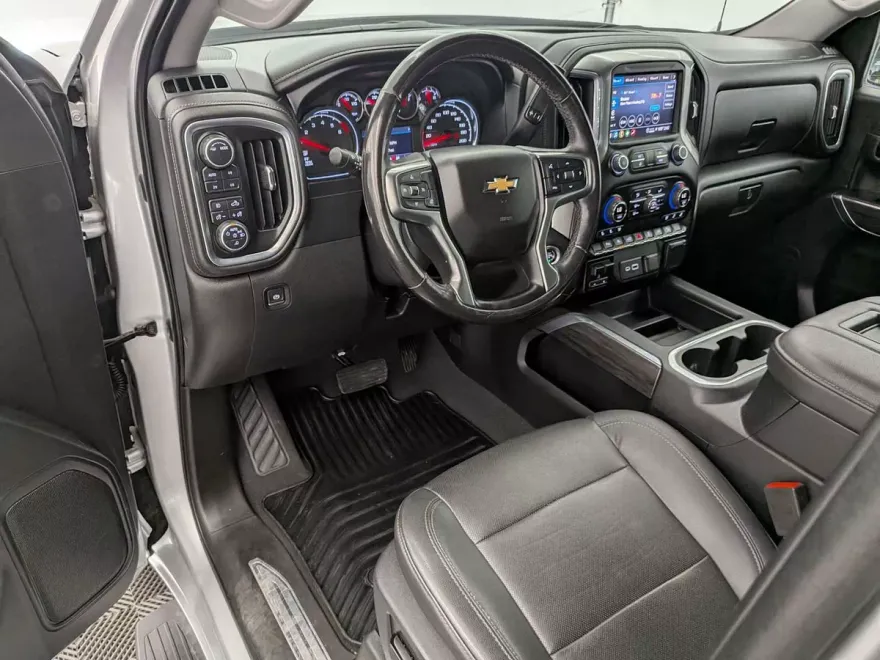 2021 Chevrolet Silverado 1500 LTZ photo 1