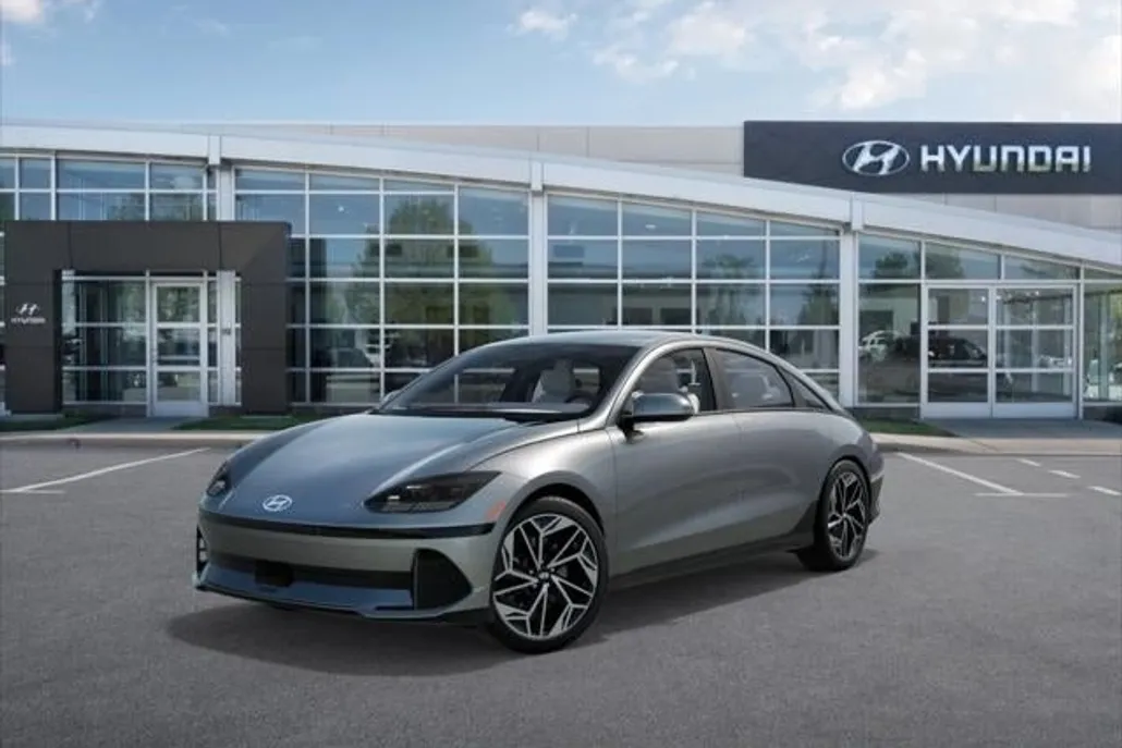 2025 Hyundai Ioniq 6 SEL photo 1
