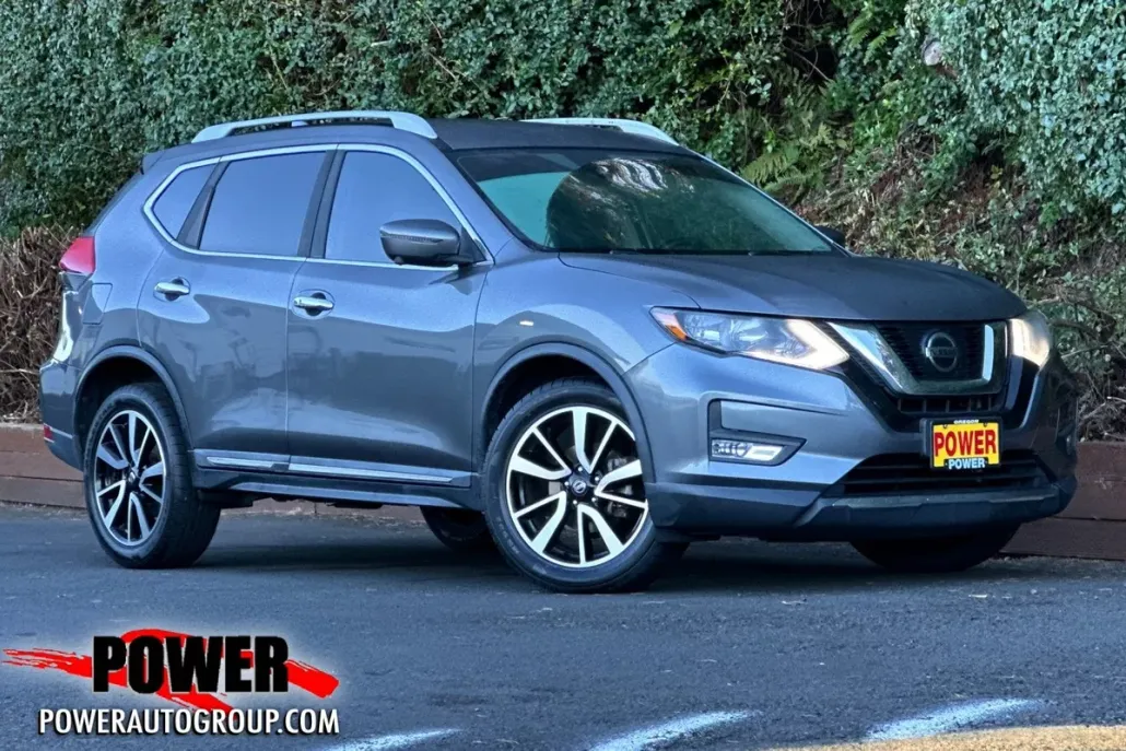 2020 Nissan Rogue SL photo 1